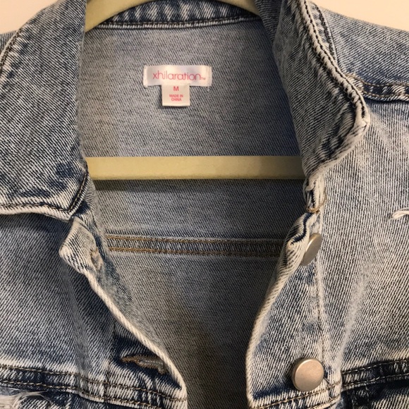 Jean jacket - Picture 2 of 4